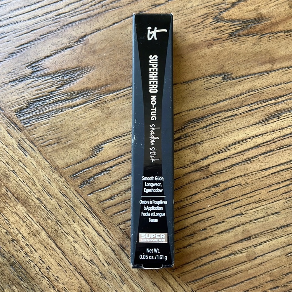 It cosmetics no tug shadow stick
